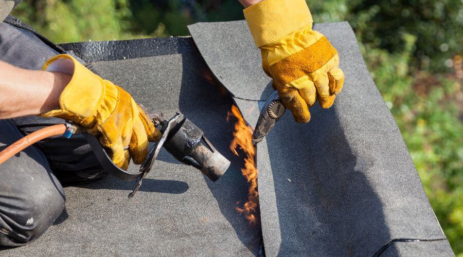 Professional flood damage restoration services in East Lansing, MI